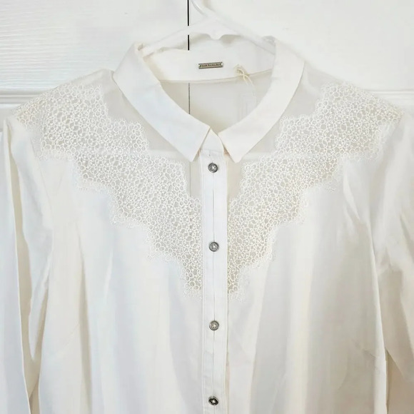 Elie Tahari NWOT Women's Lace Embroidery Button Down Blouse Small‎ Sheer Silk - Picture 2 of 15